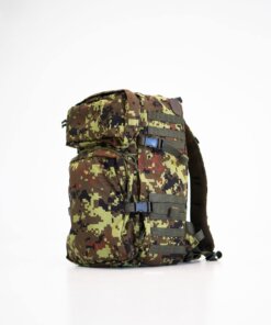 a backpack with a camouflage pattern on it.