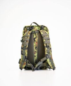 a back pack with a camouflage pattern on it.