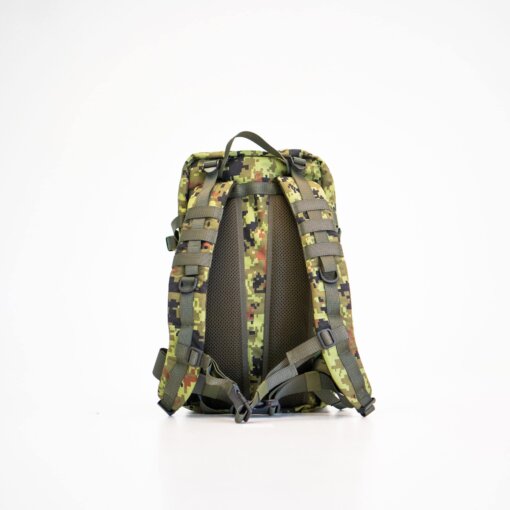 a back pack with a camouflage pattern on it.
